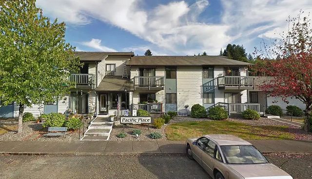 208 Central Ave #7938, South Bend, WA 98586