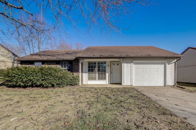 10522 Folsom Dr, Indianapolis, IN 46235