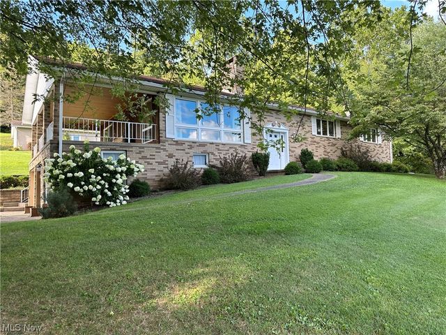 39 Friendly Landing, Sistersville, WV 26175