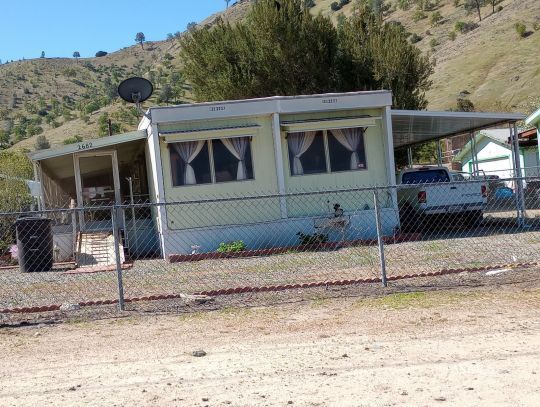 2682 Commercial Ave, Lake Isabella, CA 93240