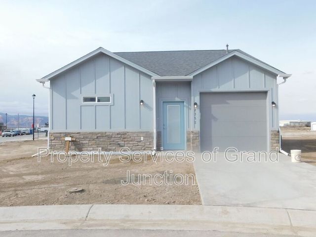 2352 Chaco Canyon Loop, Grand Junction, CO 81505