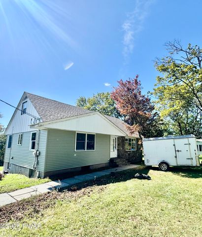 829 Long Ridge Rd, Hawley, PA 18428