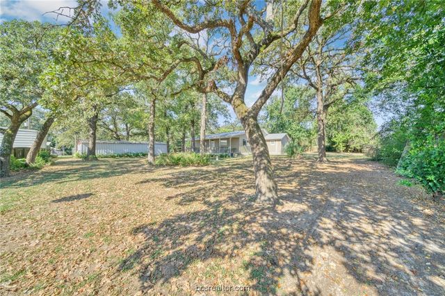 13543 Fm 977 W, Marquez, TX 77865