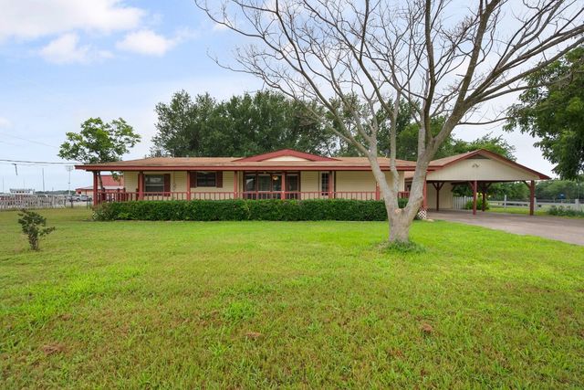 513 Ramsey Dr, Blooming Grove, TX 76626