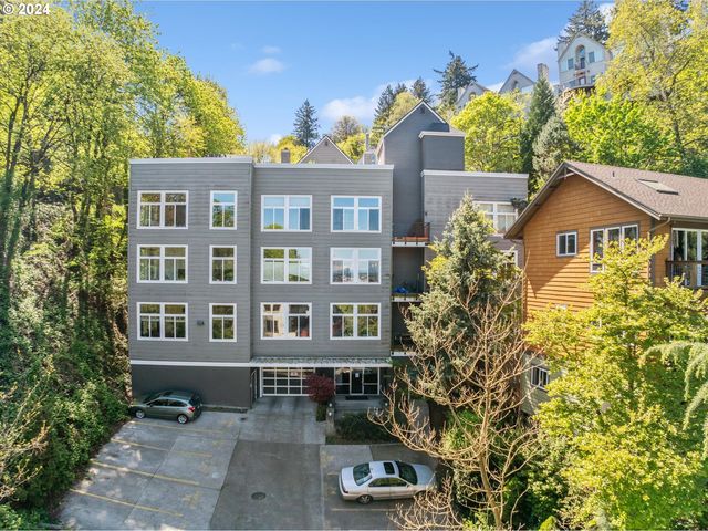 1910 SW 18th Ave #16, Portland, OR 97201