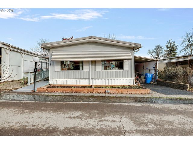 3500 SE Concord Rd #24, Milwaukie, OR 97267