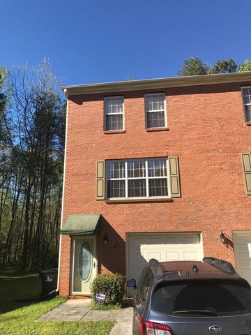 60 Davis Mill Ct, Lawrenceville, GA 30044