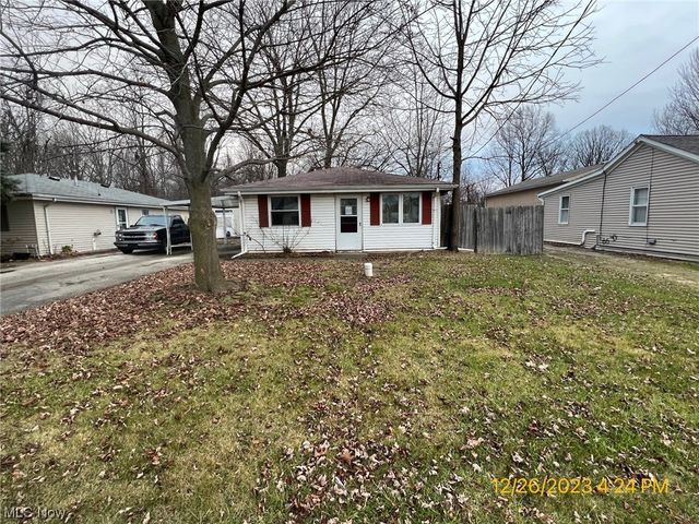 3001 Brenner Dr, Lorain, OH 44053