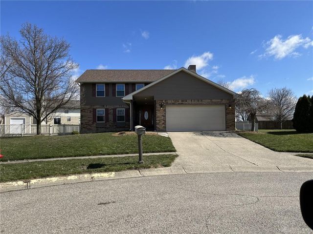 8881 Clearwater Ct, Dayton, OH 45424