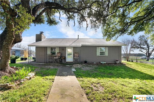 6060 Moccasin Bend Rd, Gatesville, TX 76528