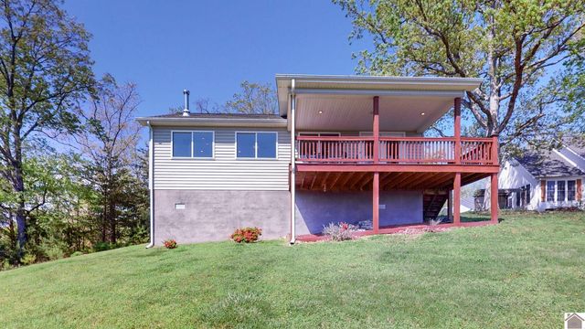 507 Lake Shore Dr, New Concord, KY 42076