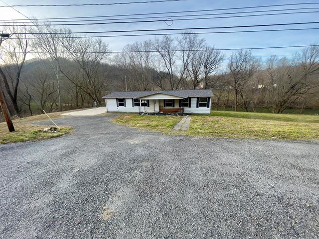 7099 S  State Route 321, Hagerhill, KY 41222