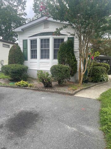 407 Shell Ln, Egg Harbor Township, NJ 08234