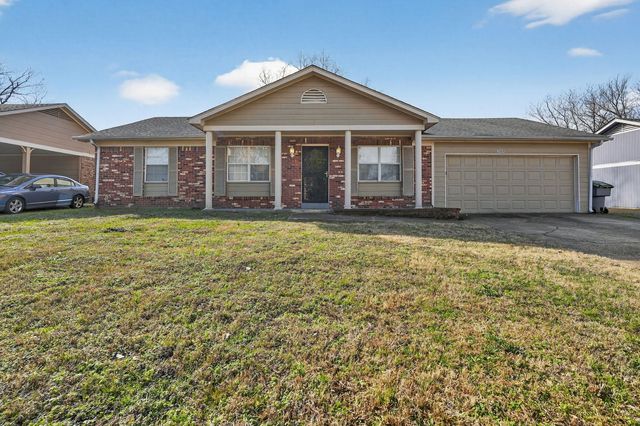 3989 Battlefield Dr, Memphis, TN 38128