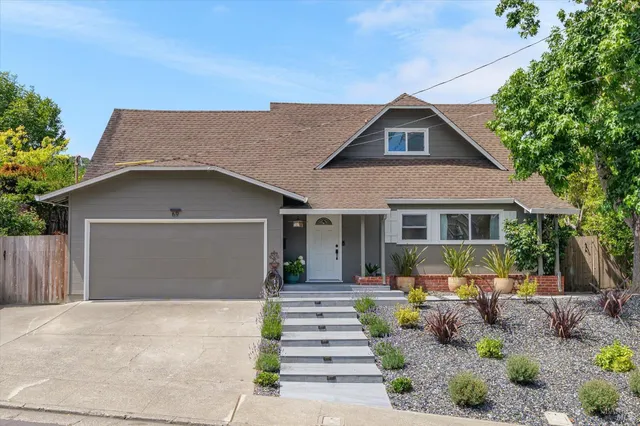 69 Sonora Way, Corte Madera, CA 94925