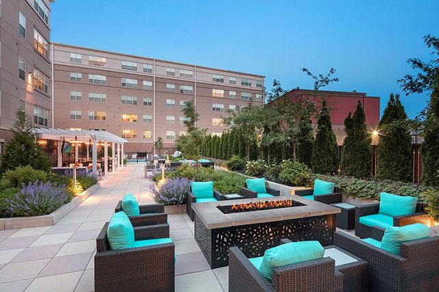 480 Main St #403, Malden, MA 02148