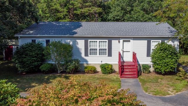141 Old Ponds Rd, Plymouth, MA 02360
