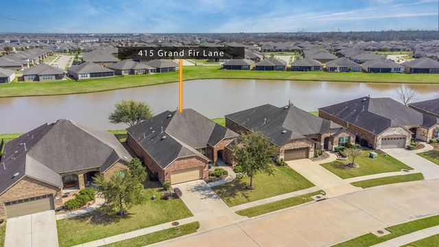 415 Grand Fir Ln, Richmond, TX 77469