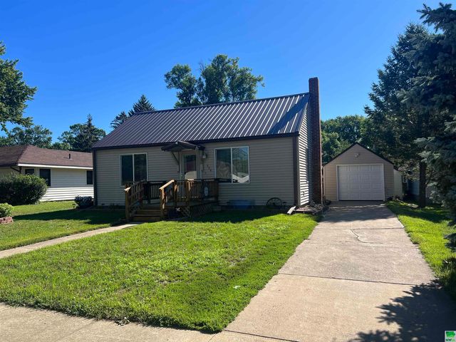 304 N  2nd Ave, Anthon, IA 51004