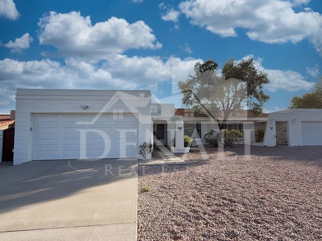 15076 N  Escondido Dr #B, Fountain Hills, AZ 85268