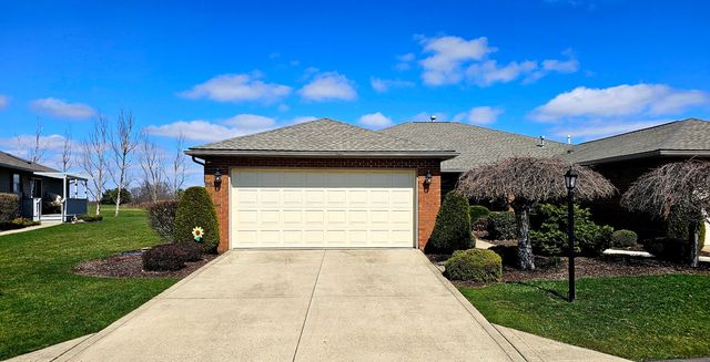 2518 Fairway Xing, Mansfield, OH 44903