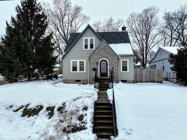 301 Lucile STREET, Fort Atkinson, WI 53538