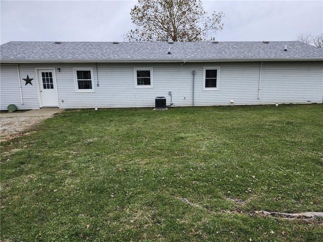 17123 E  State Highway O, Cainsville, MO 64632