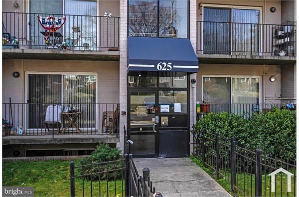 625 Chesapeake St SE #205, Washington, DC 20032