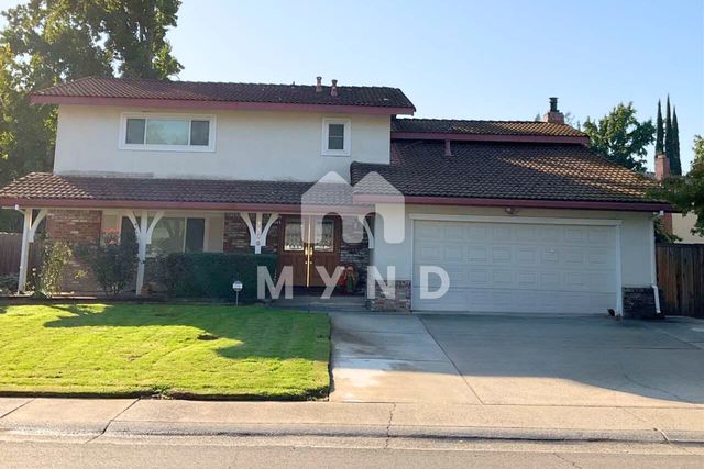 1106 McClaren Dr, Carmichael, CA 95608