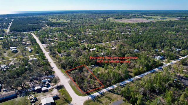 Reed Dr, Perry, FL 32348