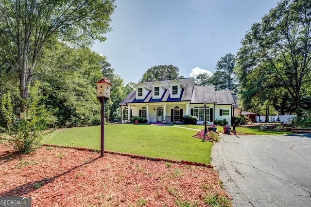 353 Crowell Rd N, Covington, GA 30014