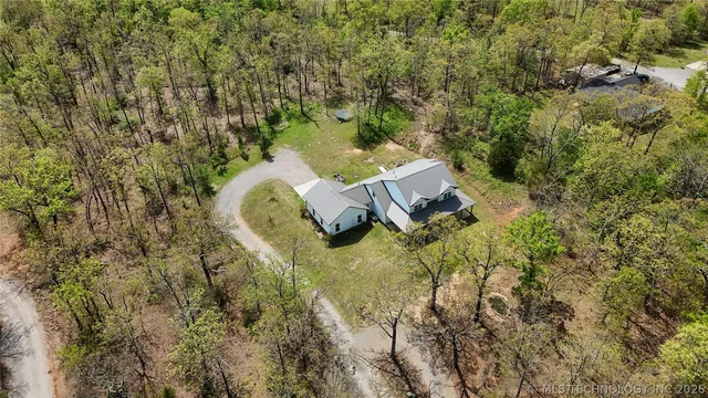 17773 W  Stone Chapel Rd, Tahlequah, OK 74464
