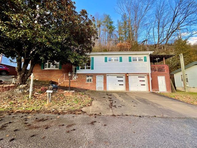 154 Blairtown Rd, Pikeville, KY 41501