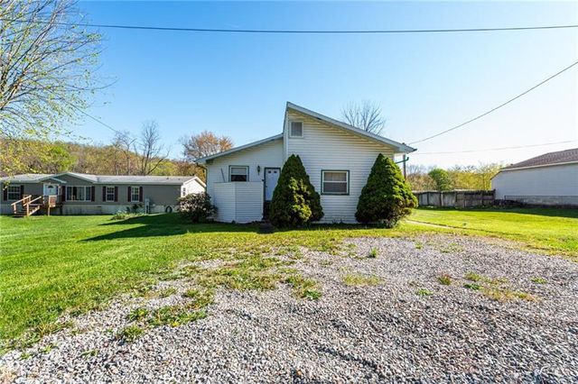 176 Seger Rd, Derry, PA 15627