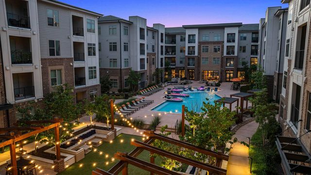 101 Athens Way #346, Nashville, TN 37228