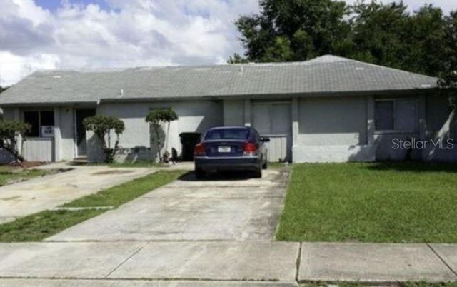 3285 Split Willow Dr, Orlando, FL 32808