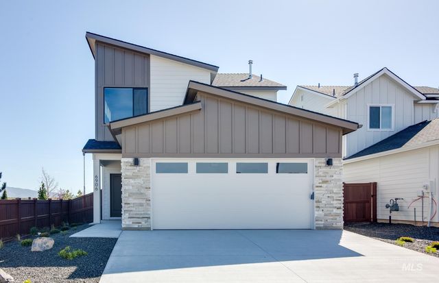6906 S  Chinook Ave, Boise, ID 83709