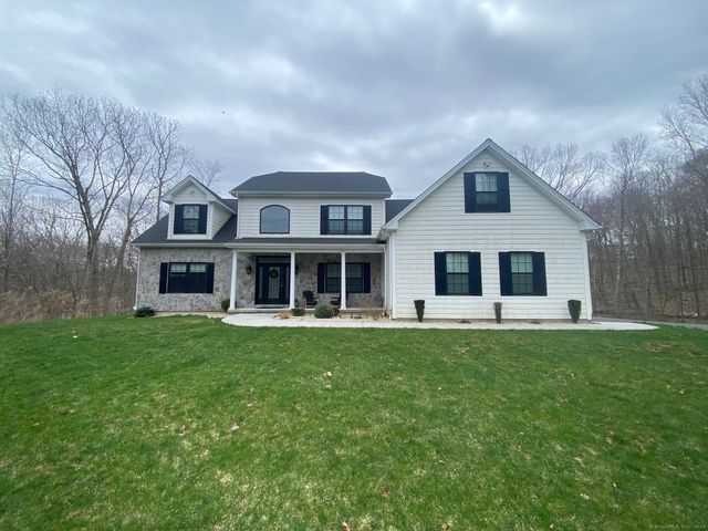10 Wolf Hill Rd, Watertown, CT 06795