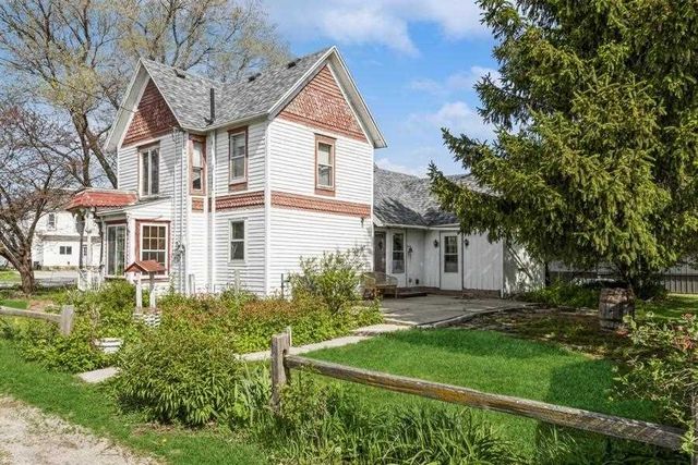 546 Hatter Ave, Parnell, IA 52325
