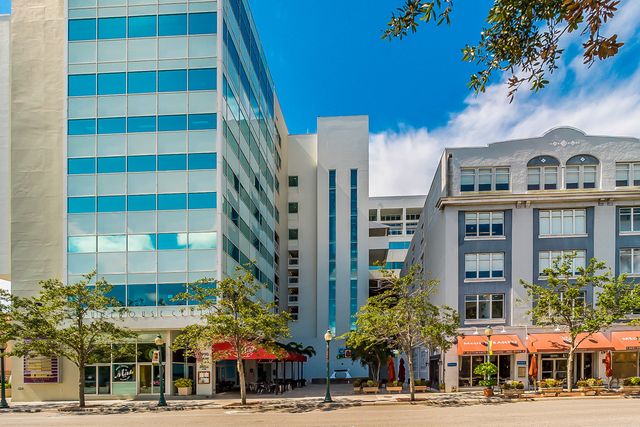 1990 Main Street Sarasota