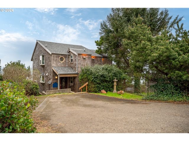 2325 SW Bard Loop, Lincoln City, OR 97367