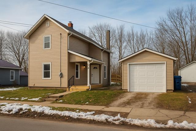 324 Lincoln Ave, Mount Gilead, OH 43338