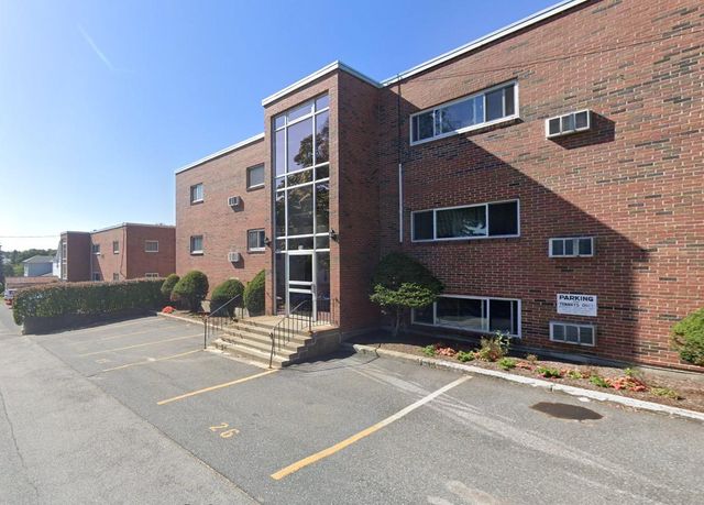 10 Liscomb St #1-14-2, Worcester, MA 01604