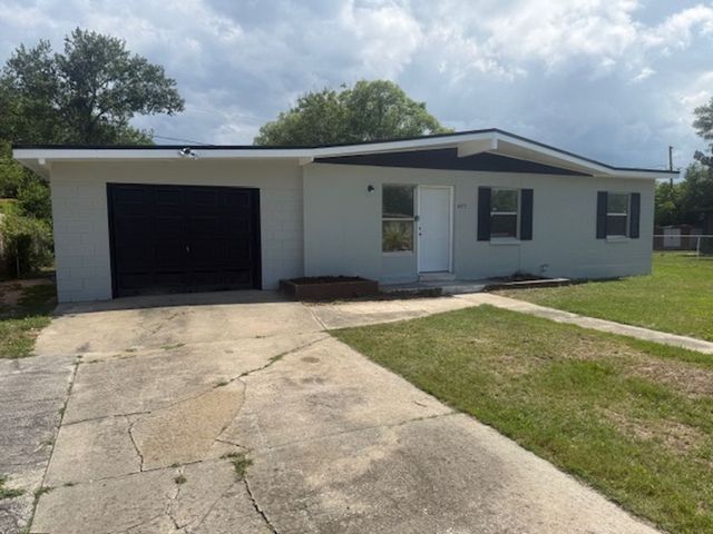 877 Horizon St, Deltona, FL 32725