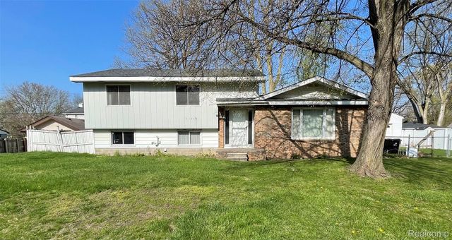 21773 Rockwell St, Farmington Hills, MI 48336