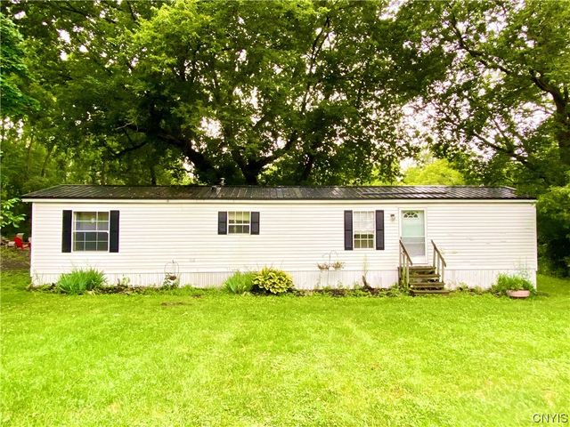 4387 State Route 90, Union Springs, NY 13160
