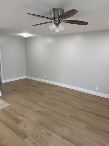 749 NE 13th Ct, Fort Lauderdale, FL 33304