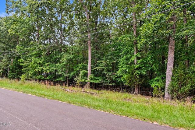 911 Torredge Rd #24-25, Durham, NC 27712