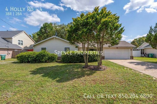 4 Holly Rd #4, Crestview, FL 32539