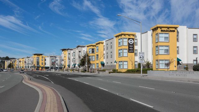 101 McLellan Dr #1-2014, South San Francisco, CA 94080